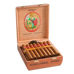 Romeo Y Julieta Vintage Corona Glass Tube 44X5.5 Box of 12